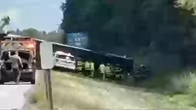 Everything we know after Niagara Falls touring bus crashes and kills multiple people